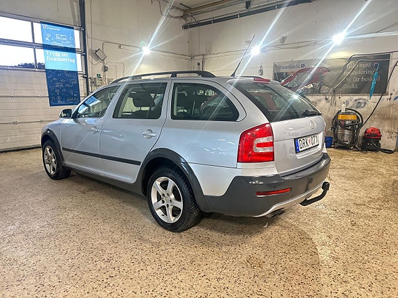 Skoda Octavia Scout 5 of 5