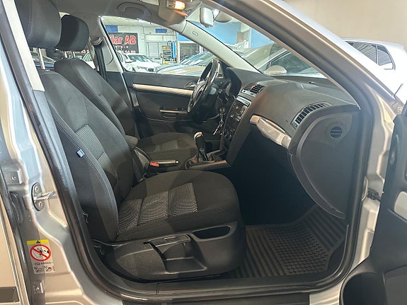 Skoda Octavia Scout 12 of 13