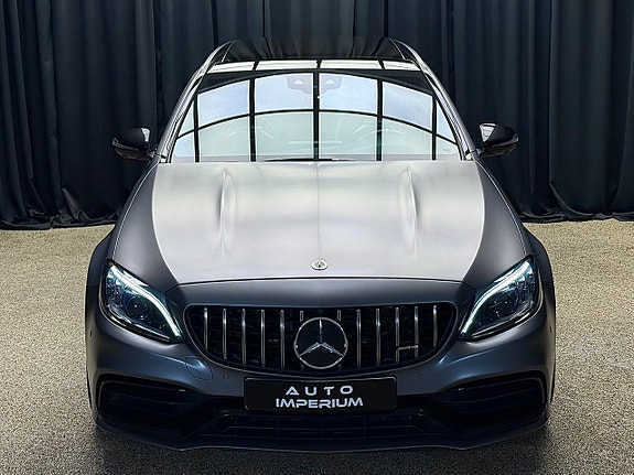 Mercedes-Benz AMG GT-Serie 3 of 5