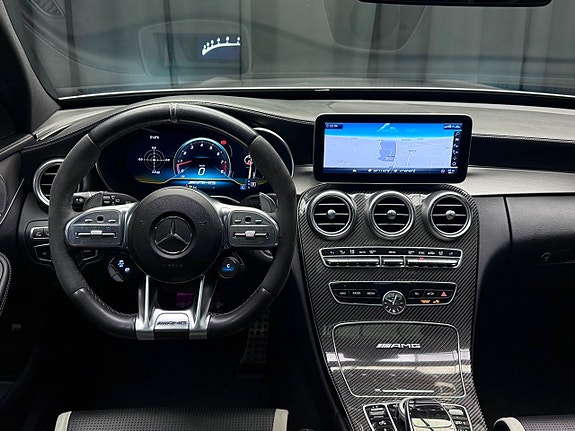 Mercedes-Benz C63 26 of 30