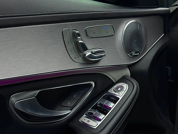 Mercedes-Benz C63 18 of 30