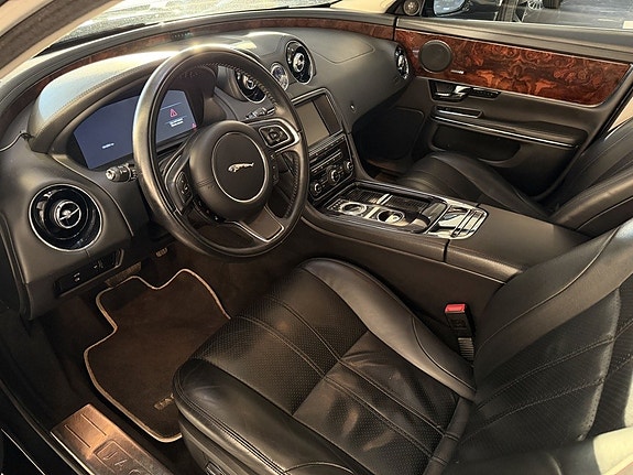 Jaguar XJ 5 of 19