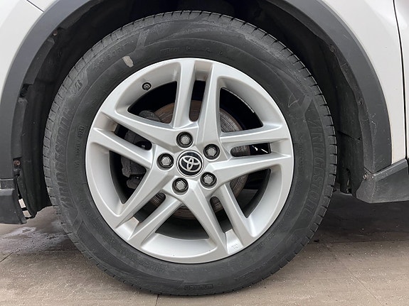 Toyota C-HR 10 of 22