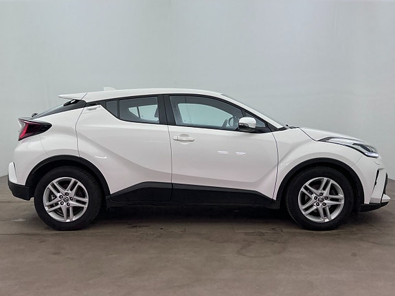 Toyota C-HR 7 of 22