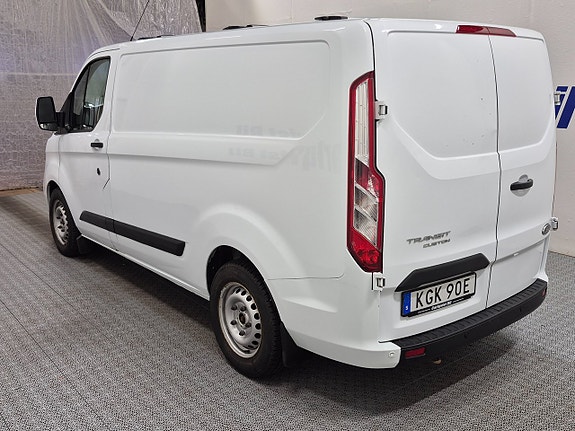 Ford Transit Custom 5 of 5