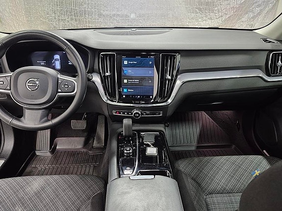 Volvo V60 6 of 11