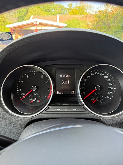 Volkswagen Polo 9 of 10