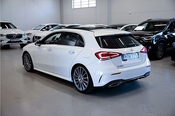 Mercedes-Benz A200 4 of 5