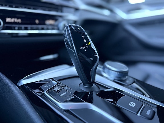BMW 530i 19 of 24