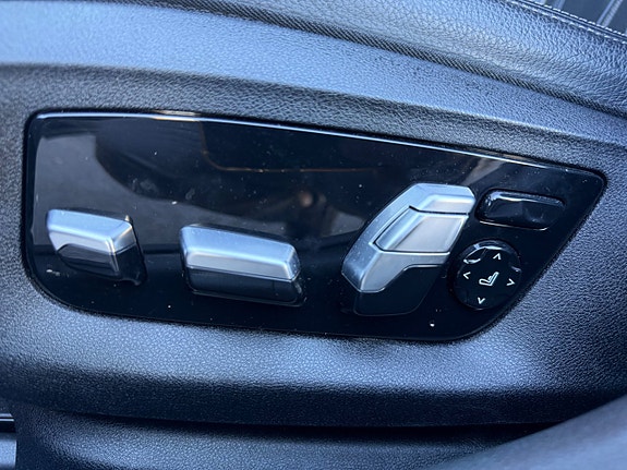BMW 530i 12 of 24