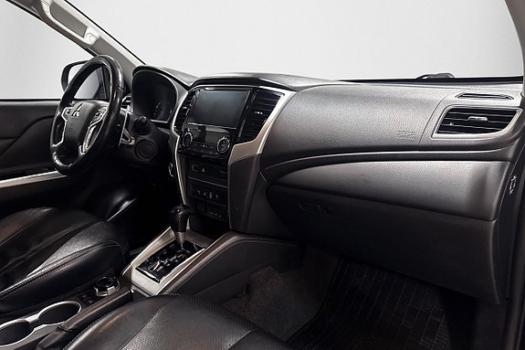 Mitsubishi L200 9 of 24