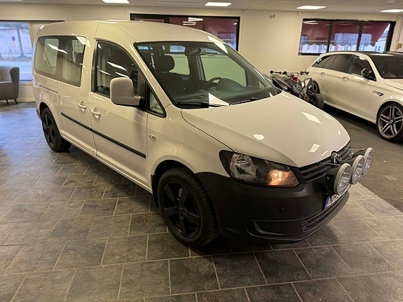 Volkswagen Caddy Maxi 3 of 5