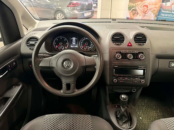 Volkswagen Caddy Maxi 10 of 14