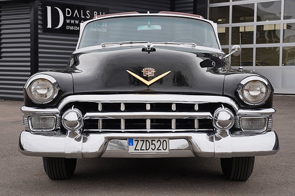 Cadillac Series 62 11 of 27
