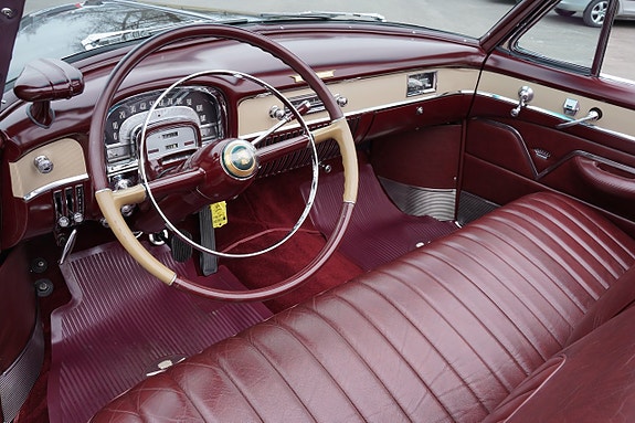 Cadillac Series 62 15 of 27