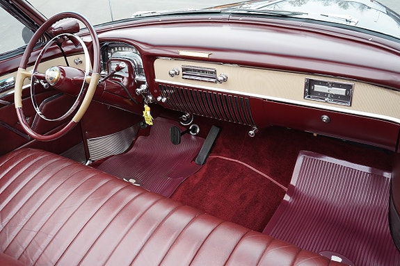 Cadillac Series 62 21 of 27