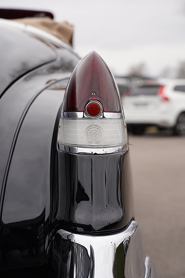 Cadillac Series 62 4 of 27