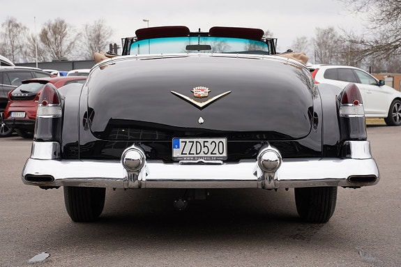 Cadillac Series 62 3 of 27