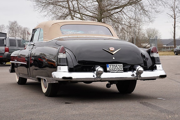 Cadillac Series 62 26 of 27