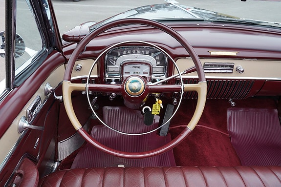 Cadillac Series 62 16 of 27