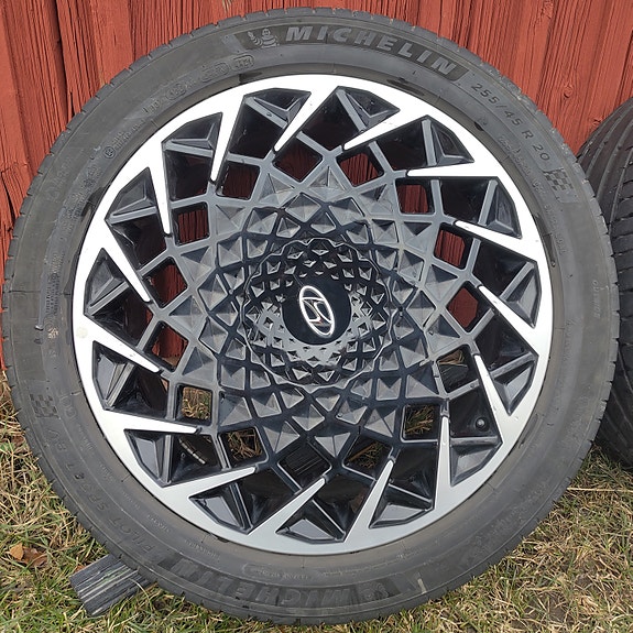 Product image 2 of 8