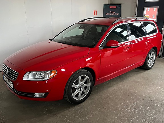 Volvo V70 2 of 5