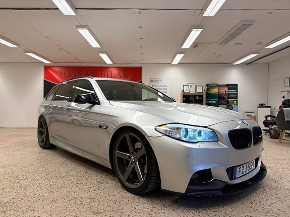 BMW 520d 4 of 5