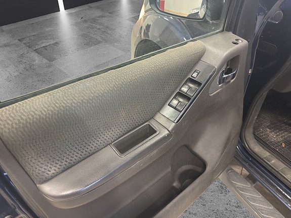 Nissan Navara 17 of 19
