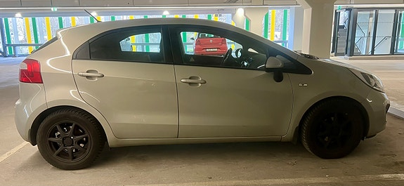 Kia Rio 5 of 5