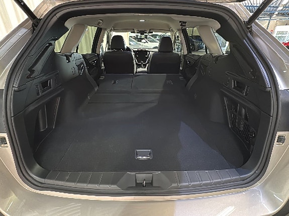 Subaru Outback 9 of 20