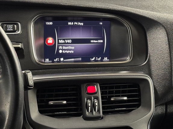 Volvo V40 18 of 27