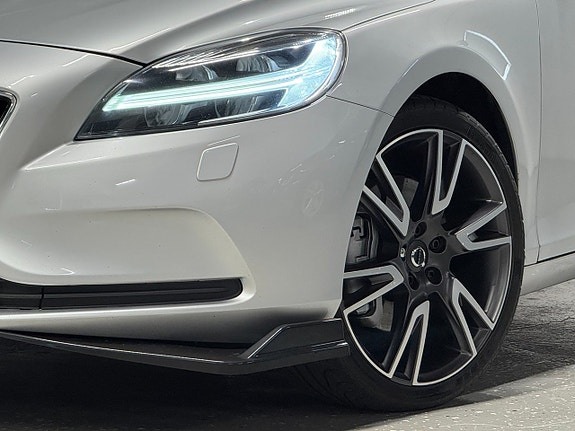 Volvo V40 10 of 27