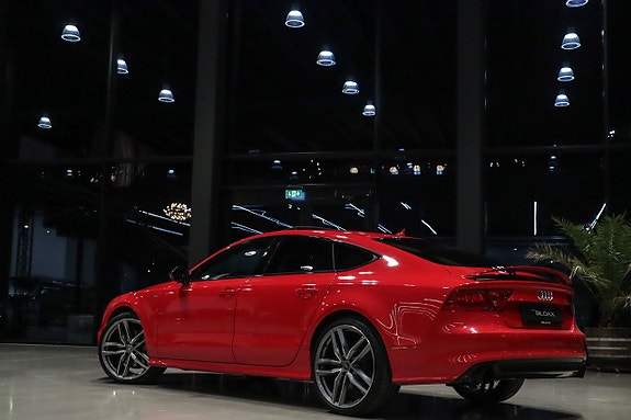 Audi A7 5 of 5