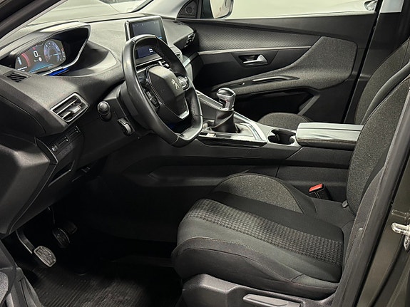 Peugeot 3008 22 of 26