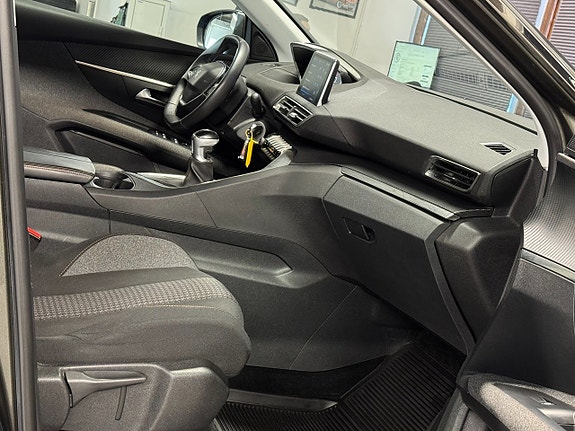 Peugeot 3008 23 of 26