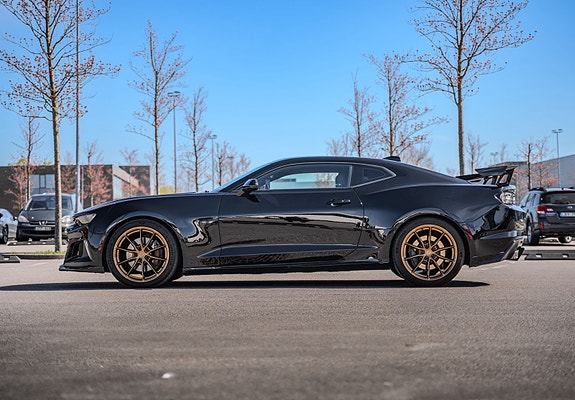 Chevrolet Camaro 27 of 30