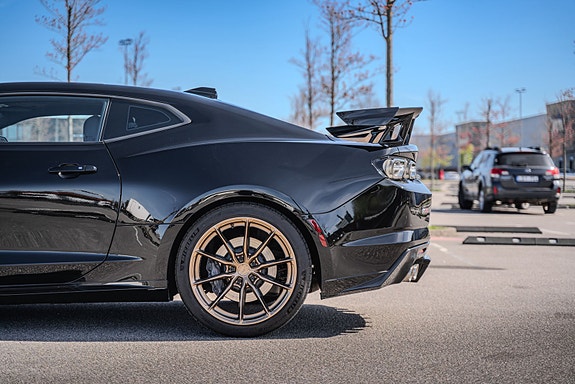 Chevrolet Camaro 13 of 30