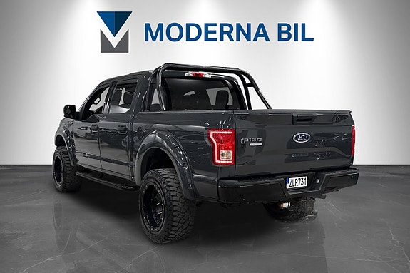 Ford F-150 4 of 5