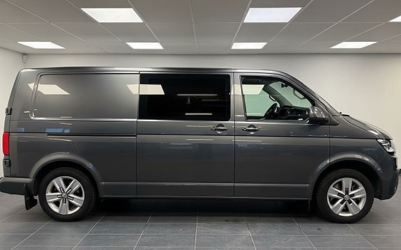 Volkswagen Transporter 3 of 5
