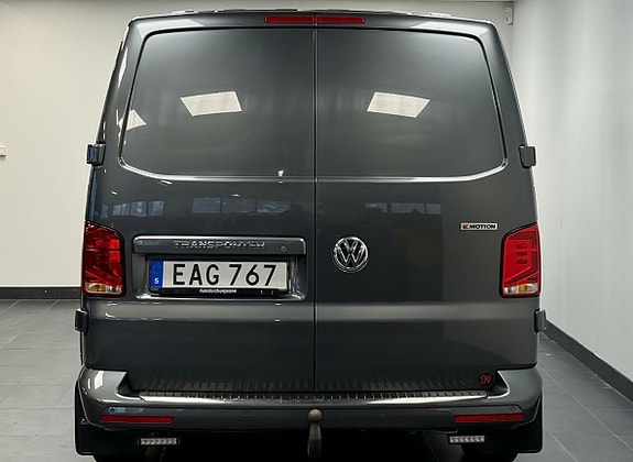 Volkswagen Transporter 8 of 25