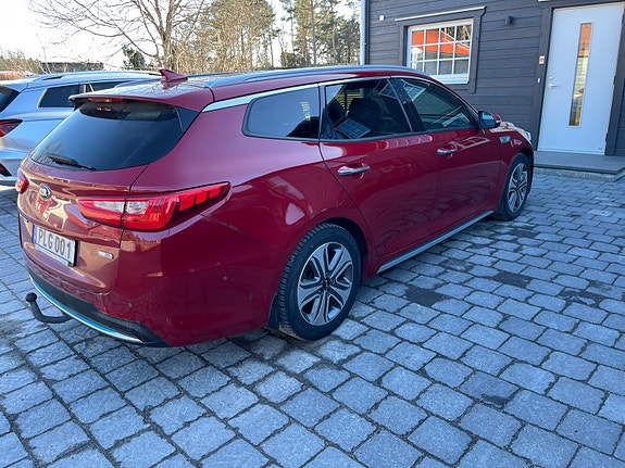Kia Optima 3 of 17