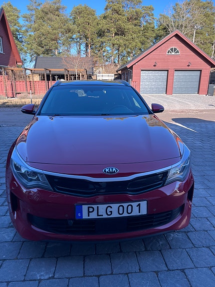 Kia Optima 12 of 17