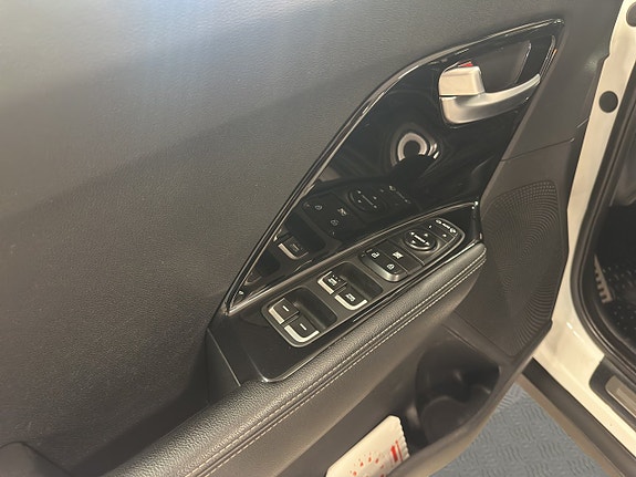 Kia Niro 15 of 25