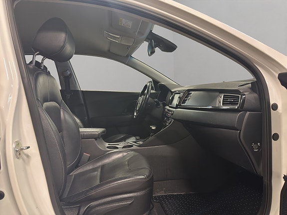 Kia Niro 11 of 25
