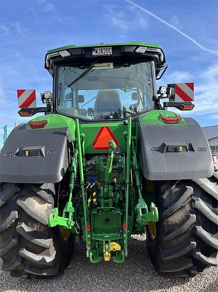 John Deere 7R 350 3 of 8