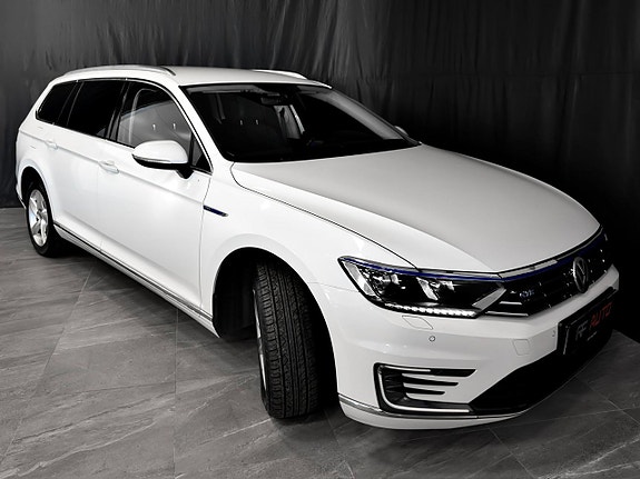 Volkswagen Passat 5 of 5