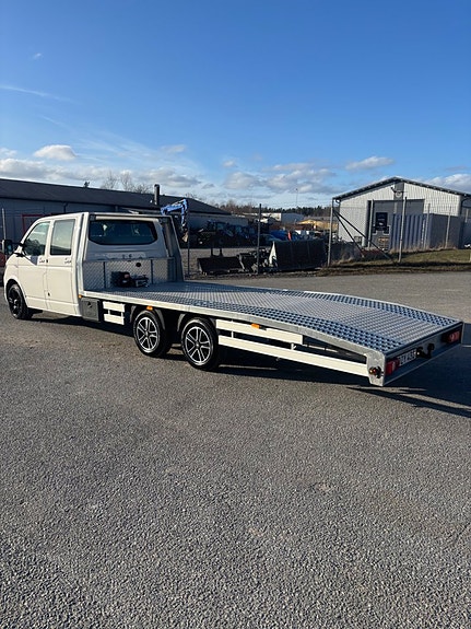 Volkswagen Transporter 3 of 5