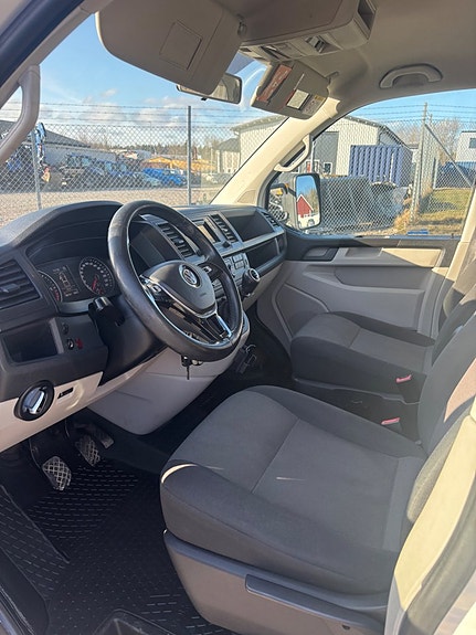 Volkswagen Transporter 5 of 5