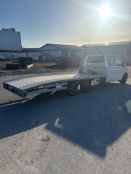 Volkswagen Transporter 2 of 5