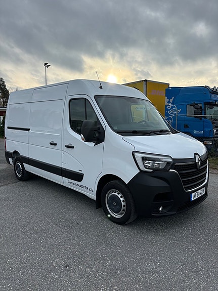 Renault Master 4 of 5